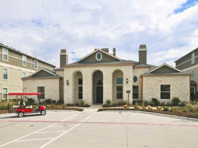 Orion Rockwall - Photo 2 of 42