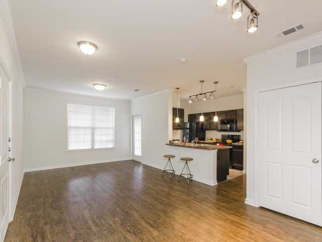 Orion Frisco - Photo 2 of 36