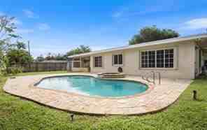 5601 Sw 5th St - Photo 3 of 5