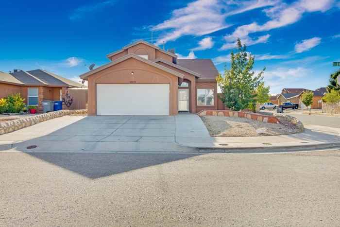 4025 Tierra Morena Drive - Photo 3 of 22