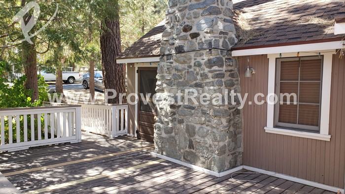 1674 Twin Lakes Road - Photo 3 of 20