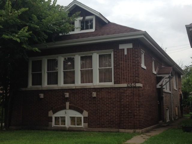 10615 S Bensley Ave - Photo 2 of 3