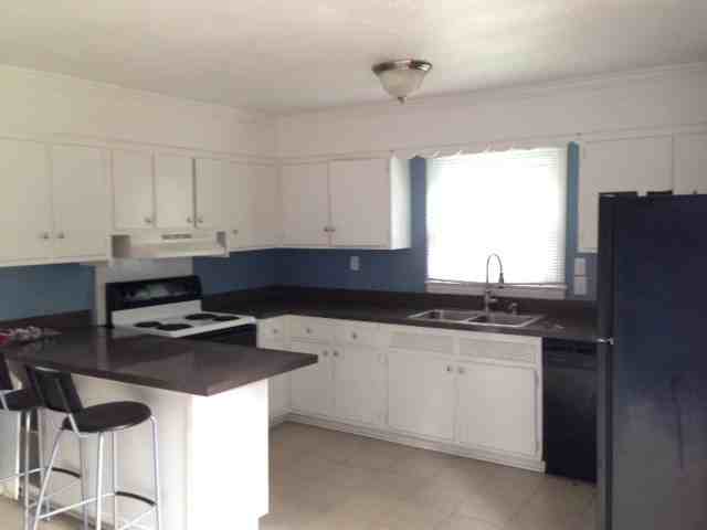 9226 Marlow Ave - Photo 2 of 26