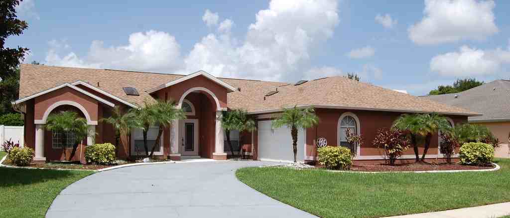 19515 Lake Osceola Ln - Photo 2 of 21