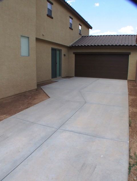 3554 E Tyson St - Photo 2 of 25