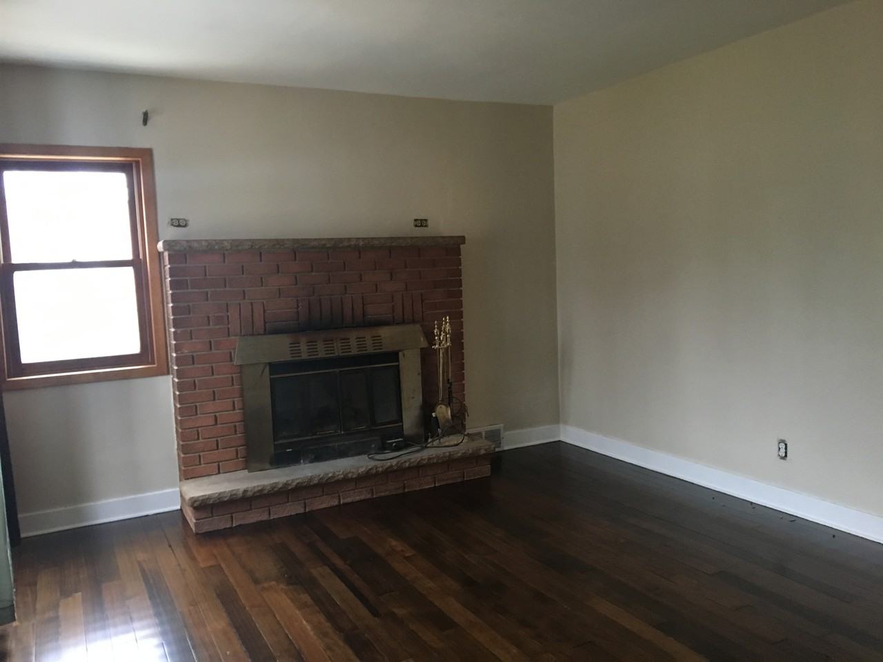 132 S Shore Dr - Photo 2 of 13