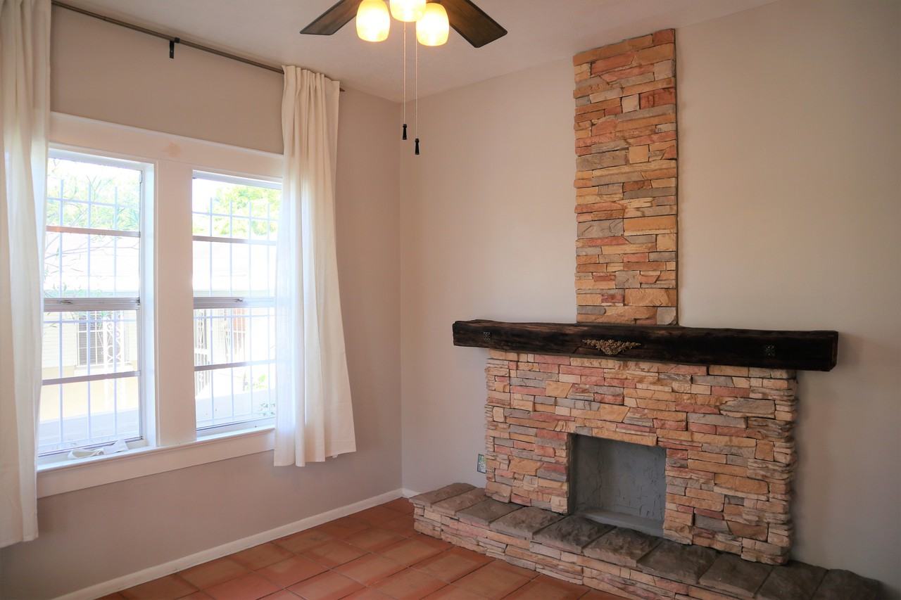 1410 E 23rd Ave - Photo 3 of 20