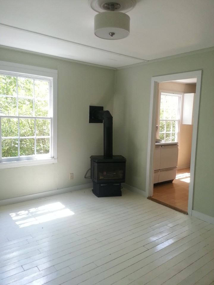35 Mulberry St - Photo 3 of 10