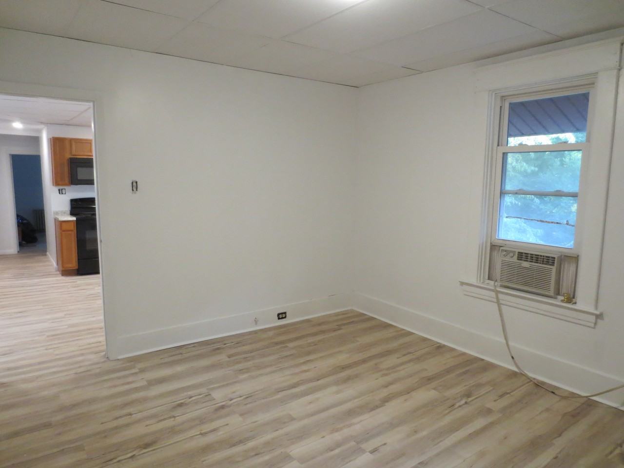 2421 Beechwood Boulevard #C - Photo 6 of 32