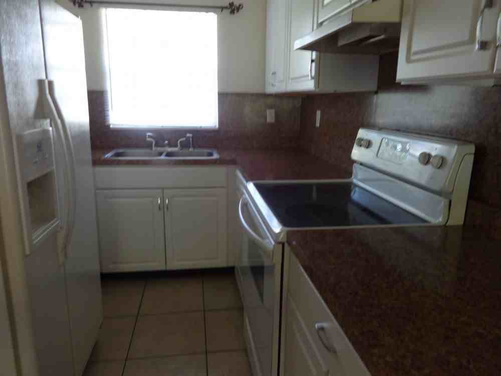 313 Dirksen C-5 #C5 - Photo 2 of 6