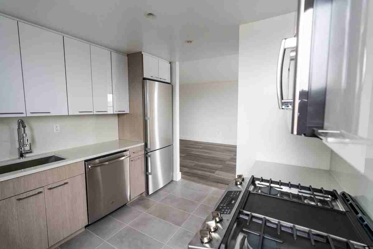 10460 104-60 Queens Boulevard #16D