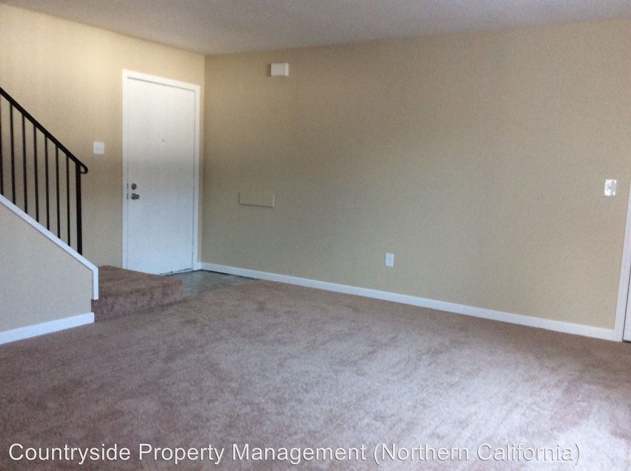 1352 - 1358 McNary Circle - Photo 3 of 13