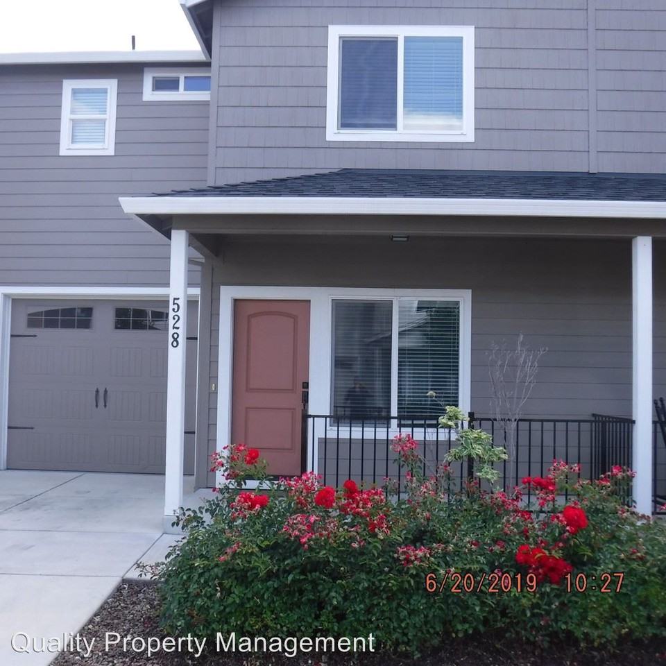 528/532 Gray Court - Photo 2 of 18