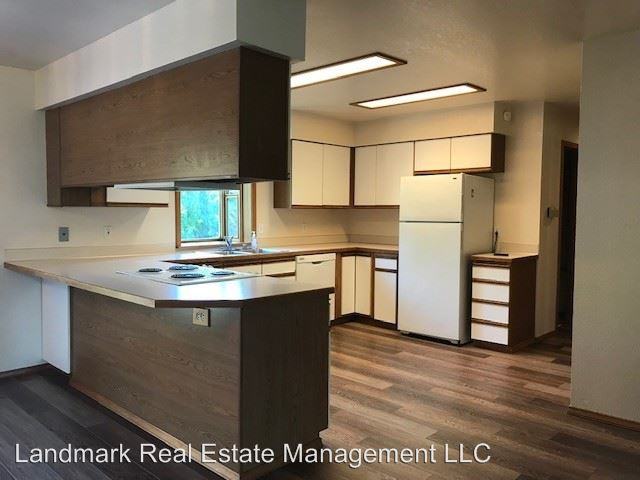 3587 S Grace Ln - Photo 3 of 17