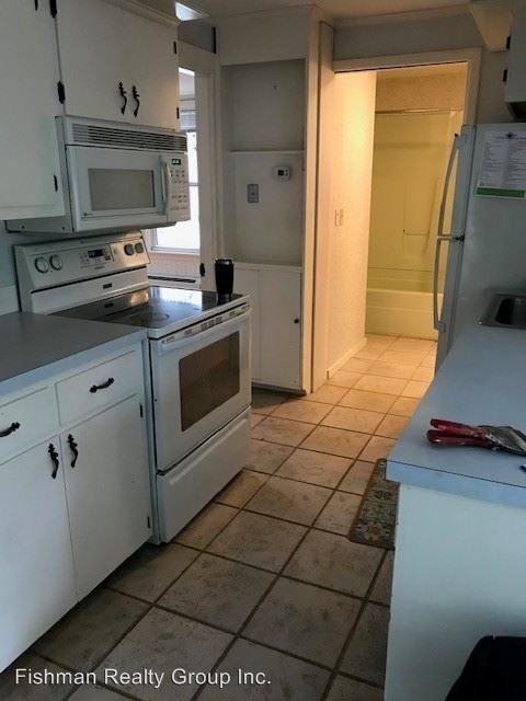 327 Main Street - Photo 2 of 9