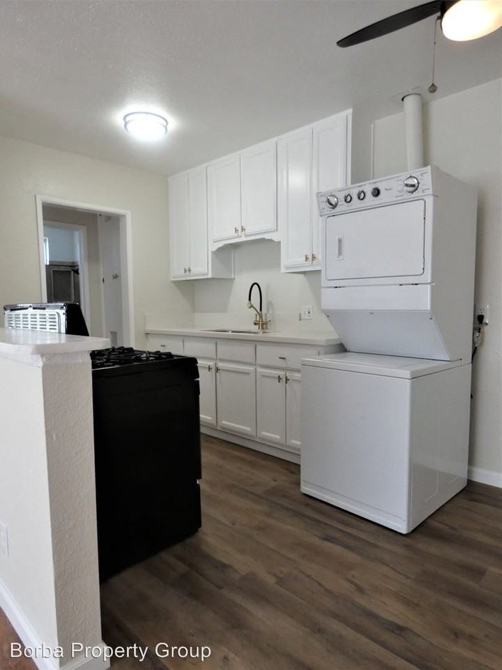 861 N. Washington Pl. - Photo 2 of 18