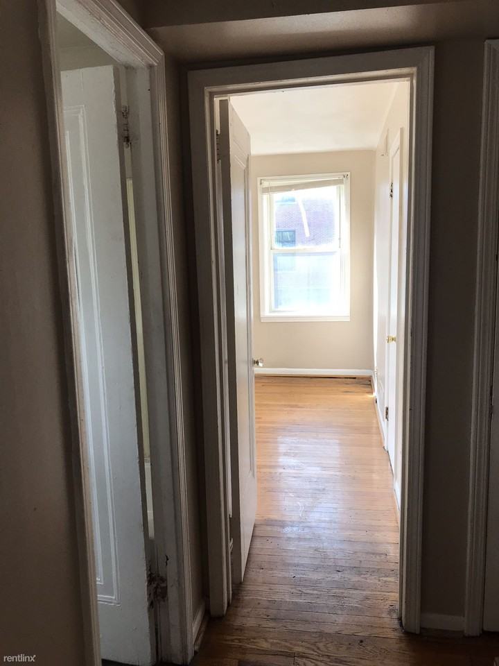 210 Old Orchard Pl - Photo 2 of 20
