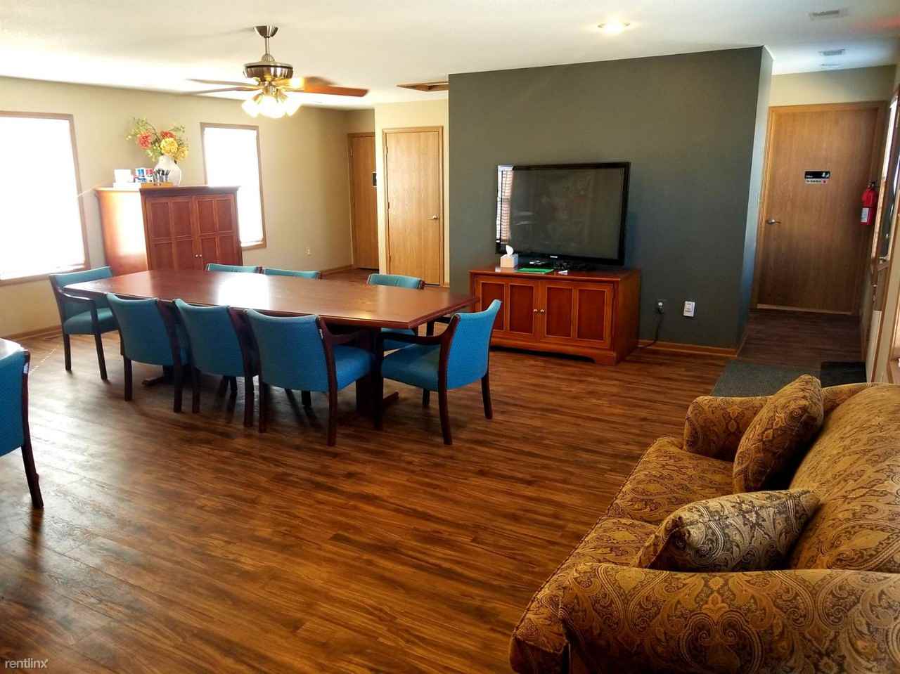 Greenway Villas - Photo 2 of 9