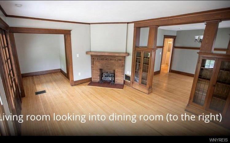 423 Parkside Ave Upper - Photo 2 of 19