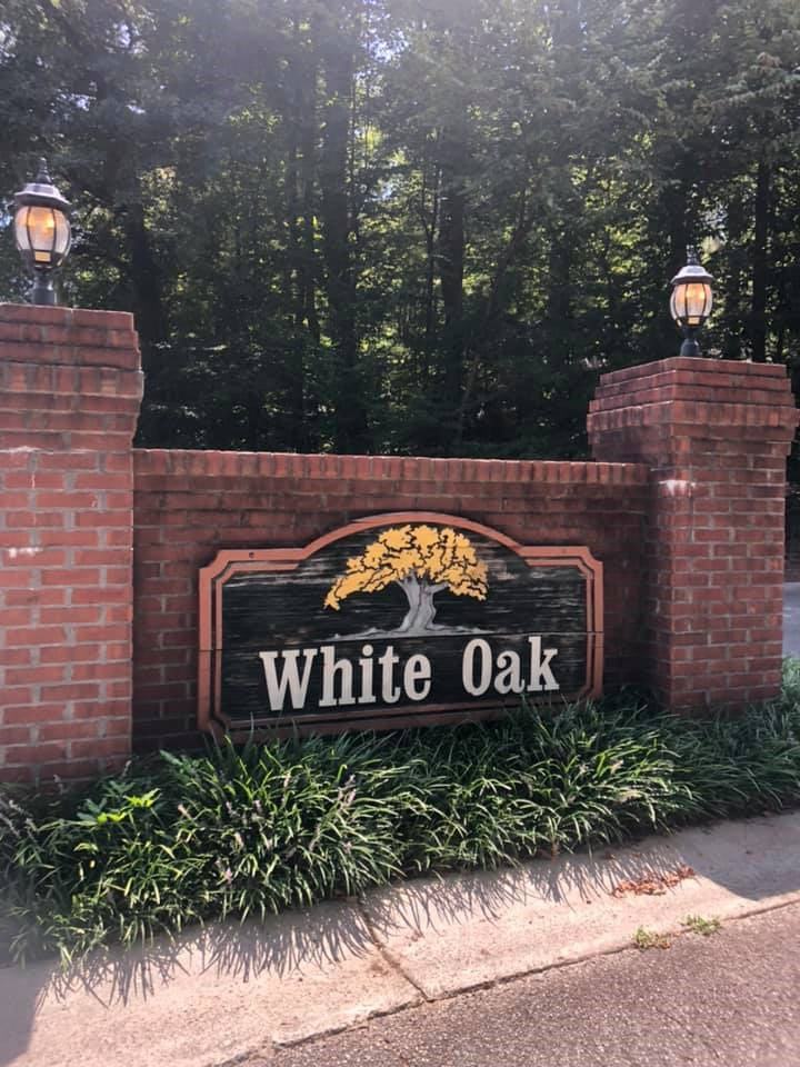 112 White Oak Way - Photo 2 of 16