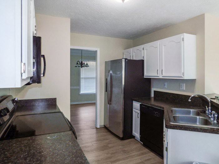 26099 Sycamore Drive - Photo 2 of 12
