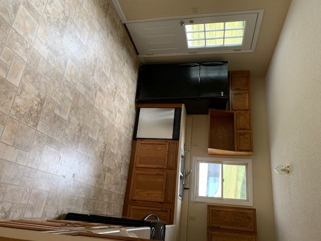 1030 Dillon Rd - Photo 3 of 8