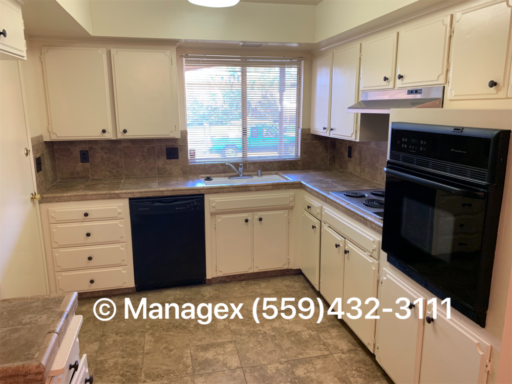 1170 West Bedford Avenue - Photo 3 of 13