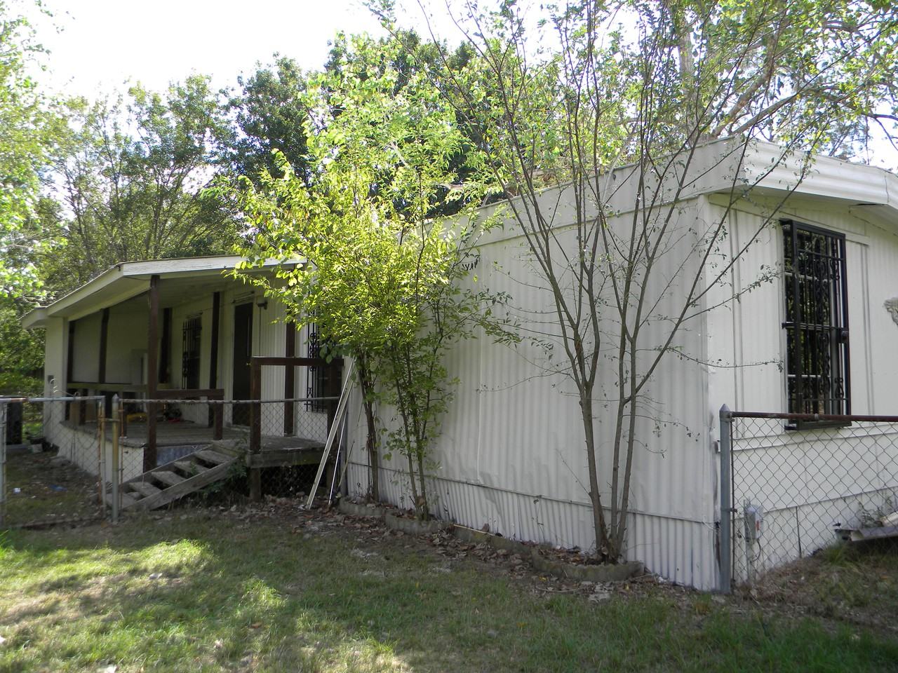 2445 Elmwood - Photo 3 of 23