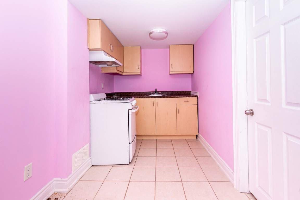 1 BEDROOM BASEMENT FOR RENT SCARBOROUGH BIRCHMOUNT RD Apartments