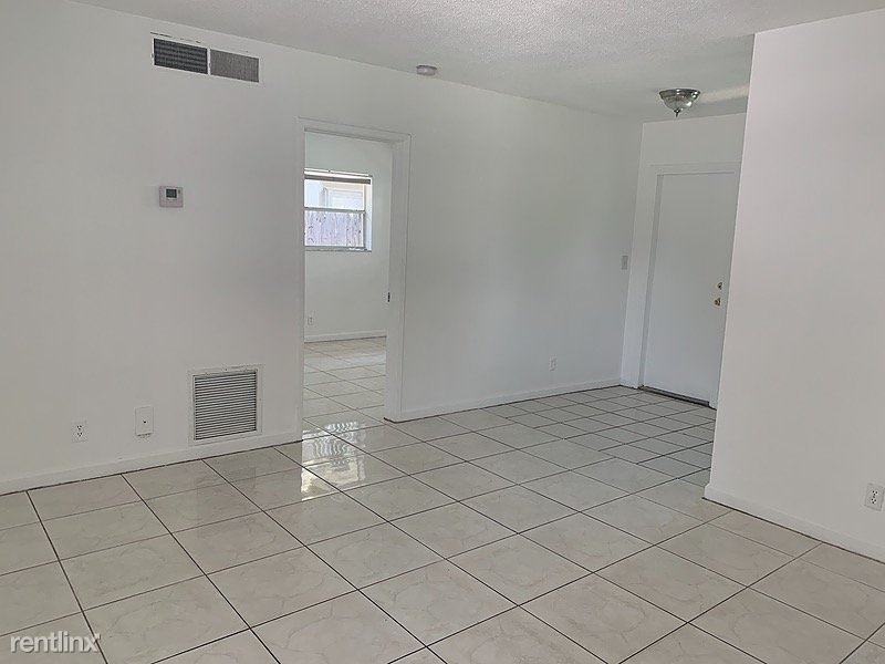 2503 North Ocean Boulevard - Photo 2 of 5