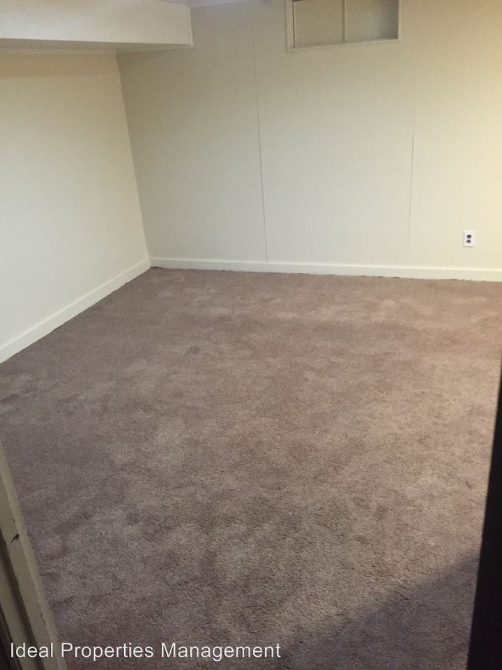 2201 Lexington - Photo 3 of 12