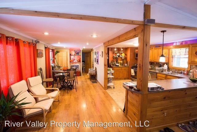 665 Massey Rd - Photo 3 of 15