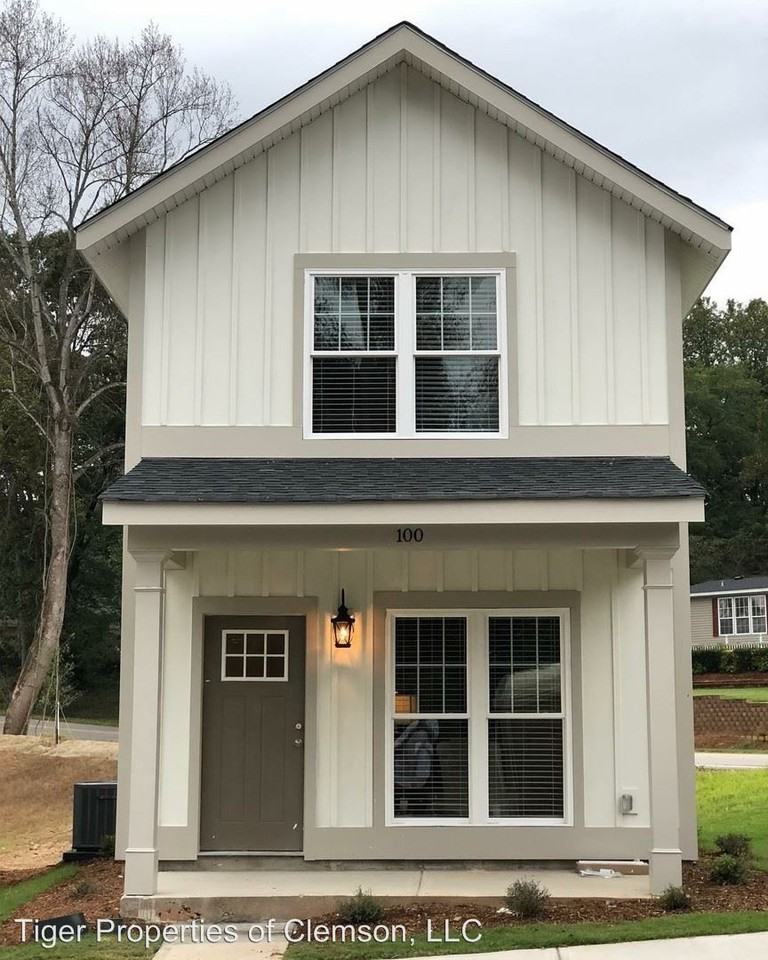 101 White Ln - Photo 2 of 25