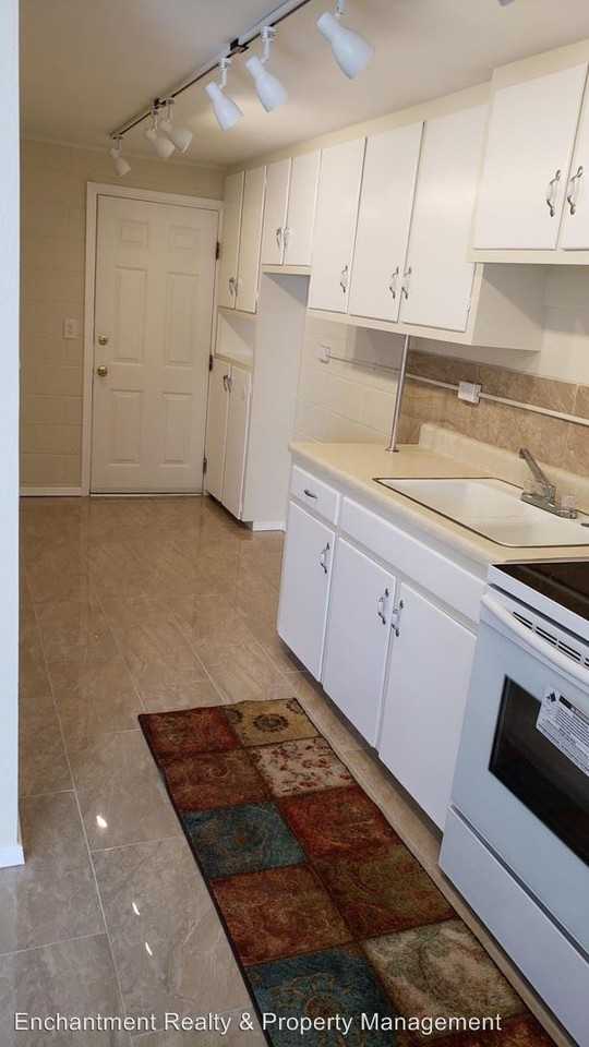 815 A St. - Photo 3 of 8