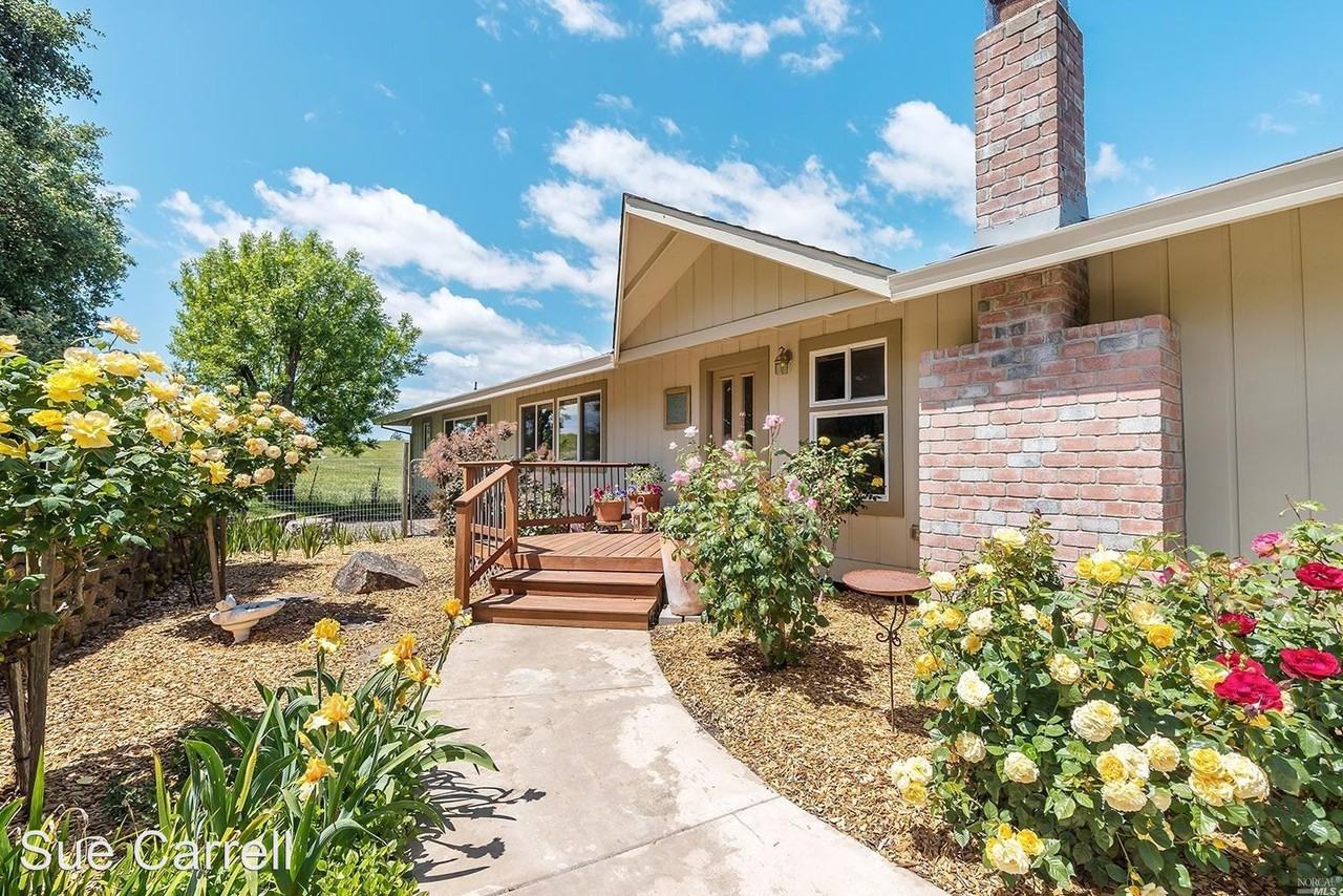 5070 Gilchrist Road - Photo 2 of 32