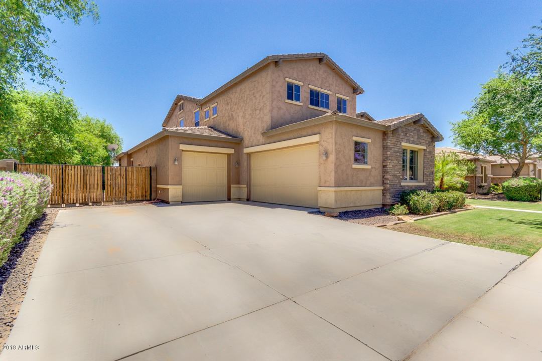 18723 E Druids Glen Rd - Photo 2 of 44