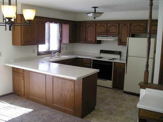 516-518 W Plymouth St - Photo 2 of 6