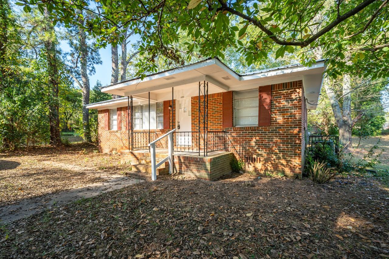 106 Church St - Photo 2 of 31