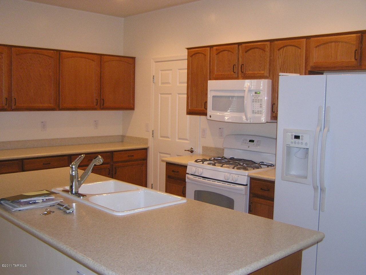 10134 S Azure Surrey Dr - Photo 2 of 10