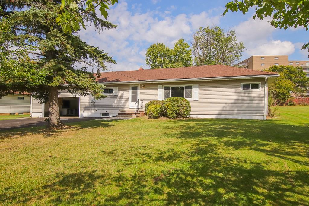 25121 Price Rd - Photo 3 of 38