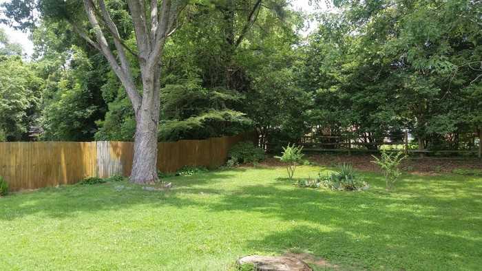 7411 Middlebury Place - Photo 3 of 16