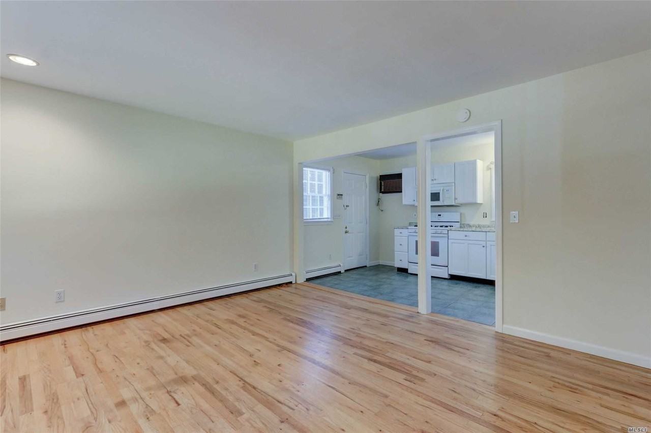 3 Queens Rd - Photo 3 of 19