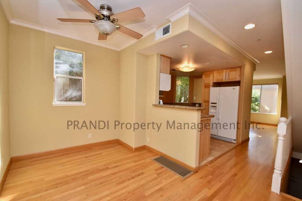 1112 Mission Avenue - Photo 3 of 12