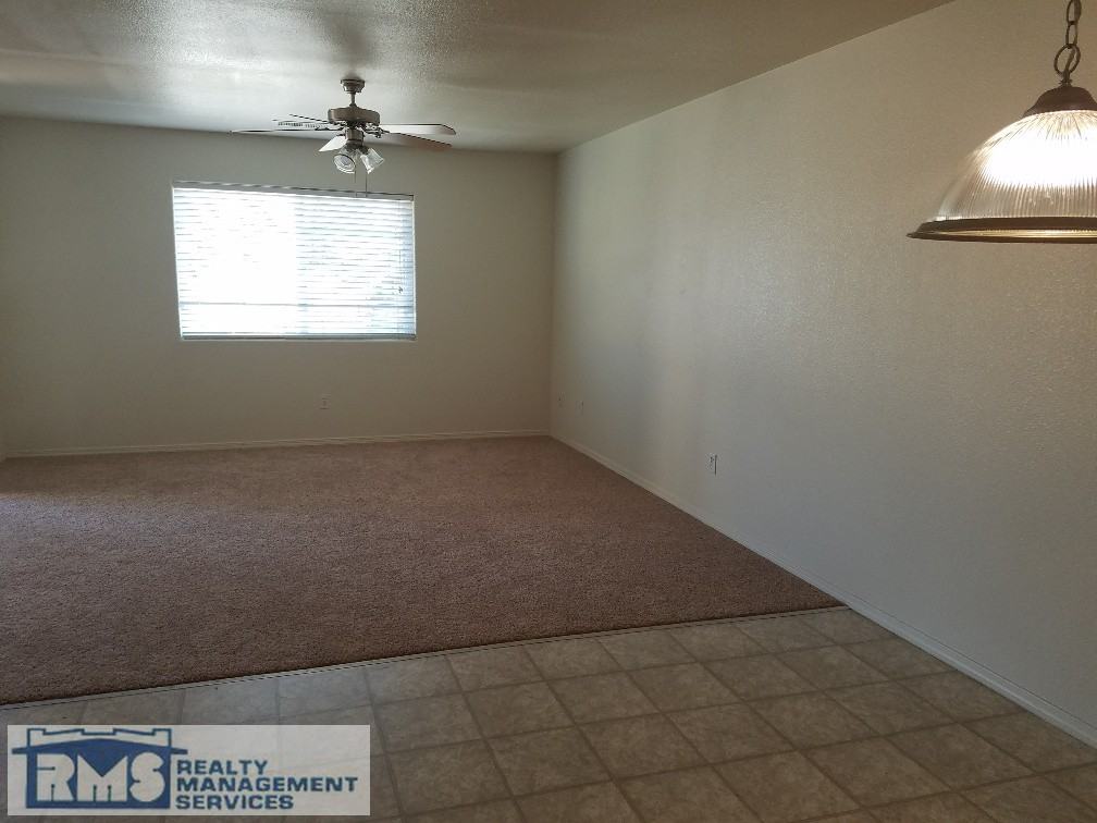 6122 Royal Coach Circle - Photo 3 of 5