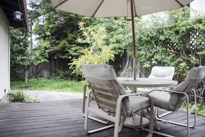 124 E Street - Photo 2 of 16