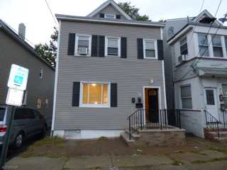 34 Auburn St Paterson Nj 07501 3 Bedroom Apartment For