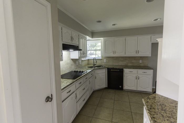 4108 Seabury Drive - Photo 3 of 11