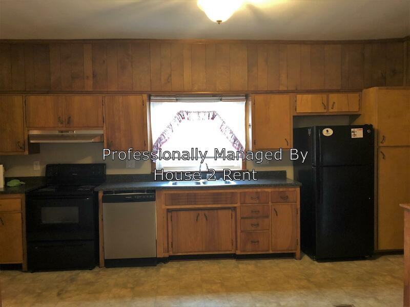 226 Texas Ave. - Photo 3 of 8