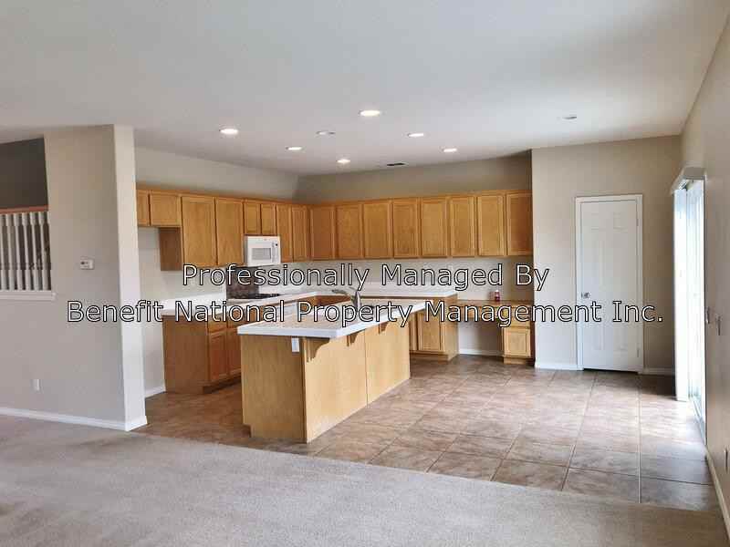 33546 Magnetite St - Photo 2 of 29