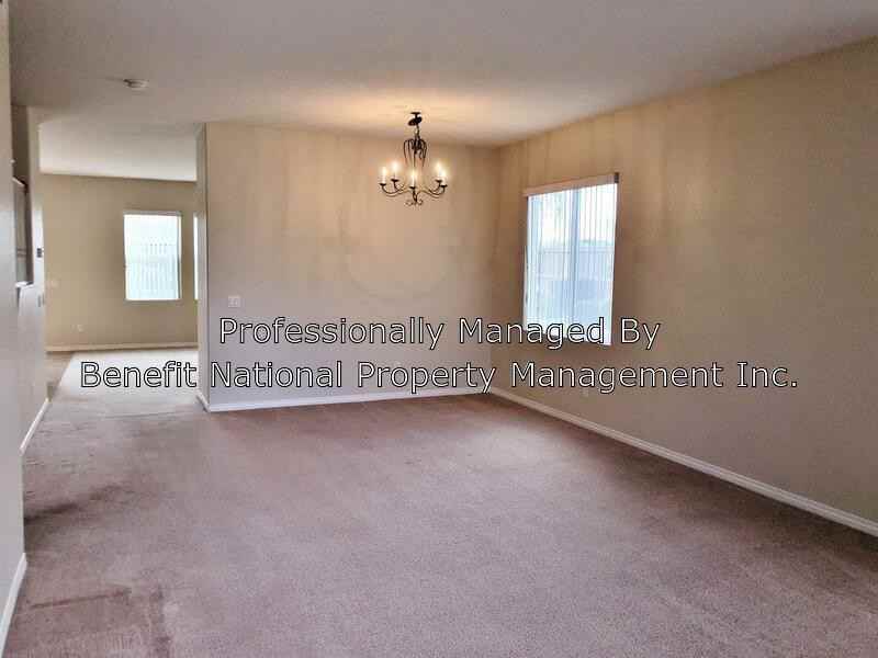 33546 Magnetite St - Photo 3 of 29